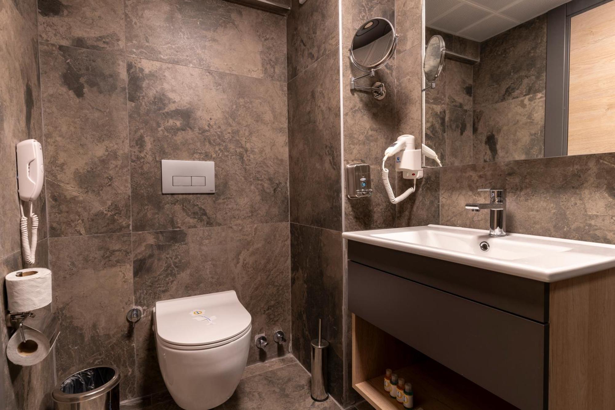 Otel Irenic